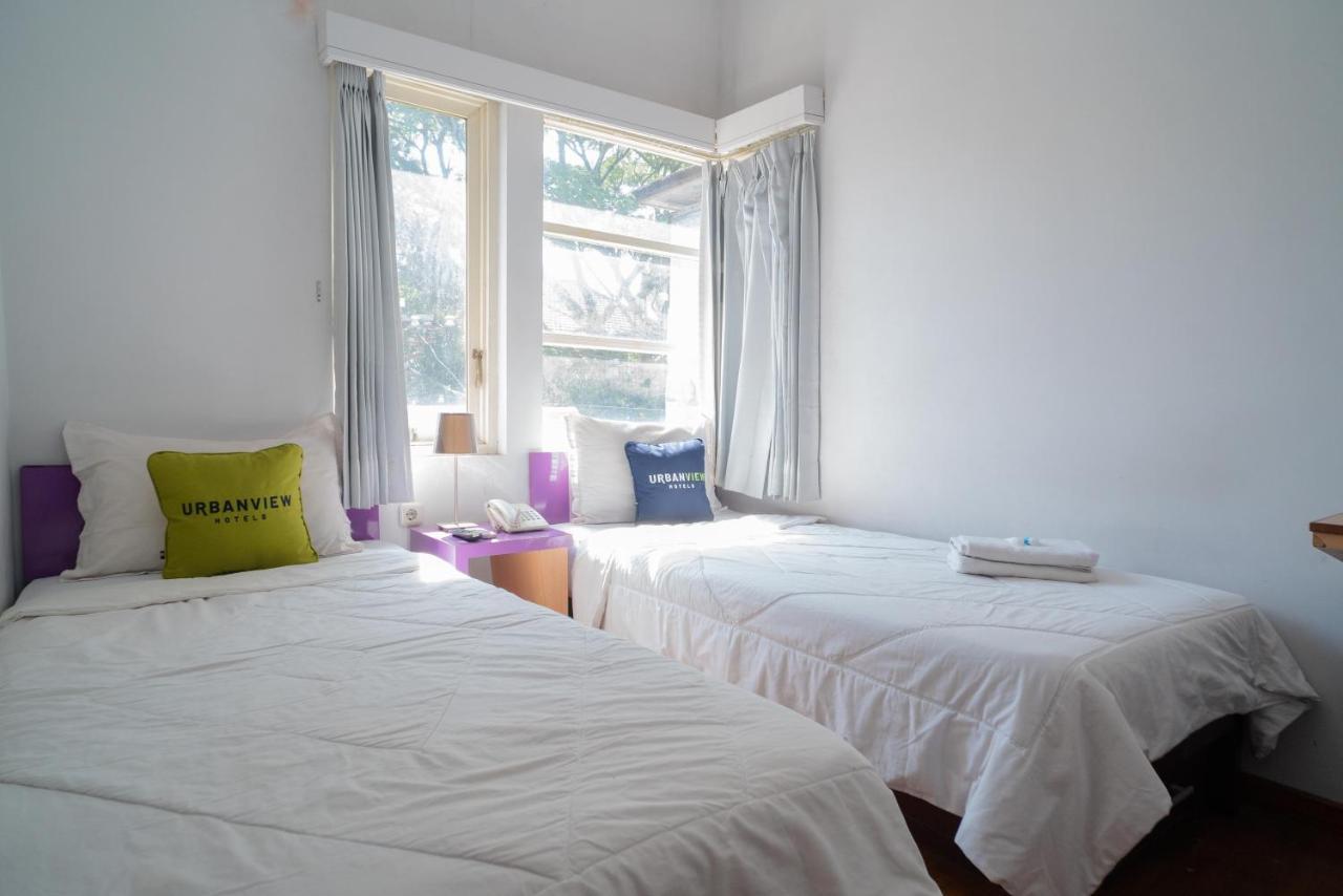 Urbanview Hotel Fiffa Kauman Malang Luaran gambar