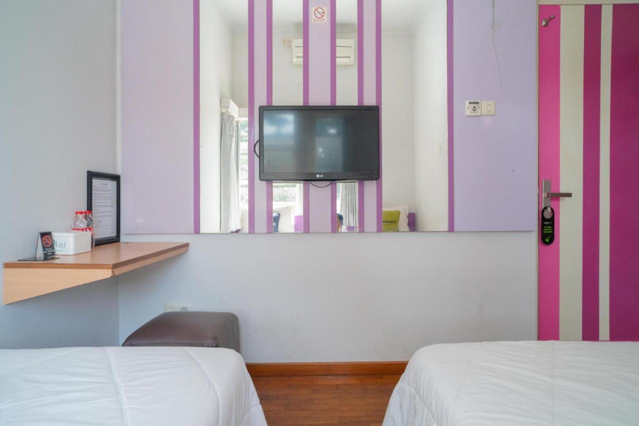 Urbanview Hotel Fiffa Kauman Malang Luaran gambar