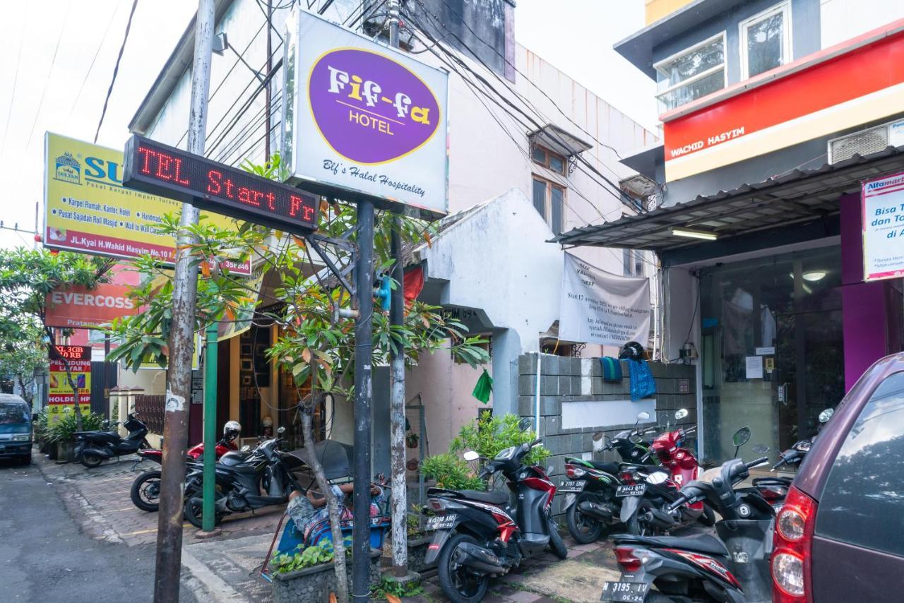 Urbanview Hotel Fiffa Kauman Malang Luaran gambar